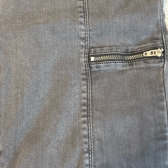 Women's Pistola Gray Skinny Cargo Jeans - Picture 4 of 5